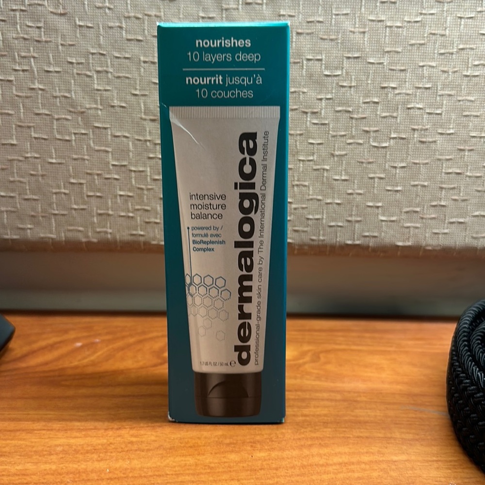Dermatological Intensive Moisture Balance cream